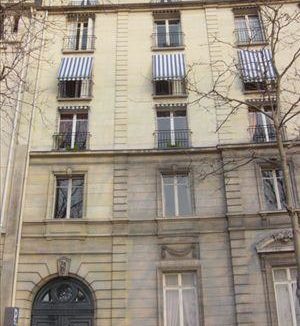 Paris location appartement invalides 70m2